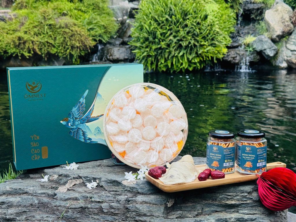 Sự khác biệt giữa yến tinh chế thành khuôn và yến tinh chế rời 3 Sự khác biệt giữa yến tinh chế thành khuôn và yến tinh chế rời