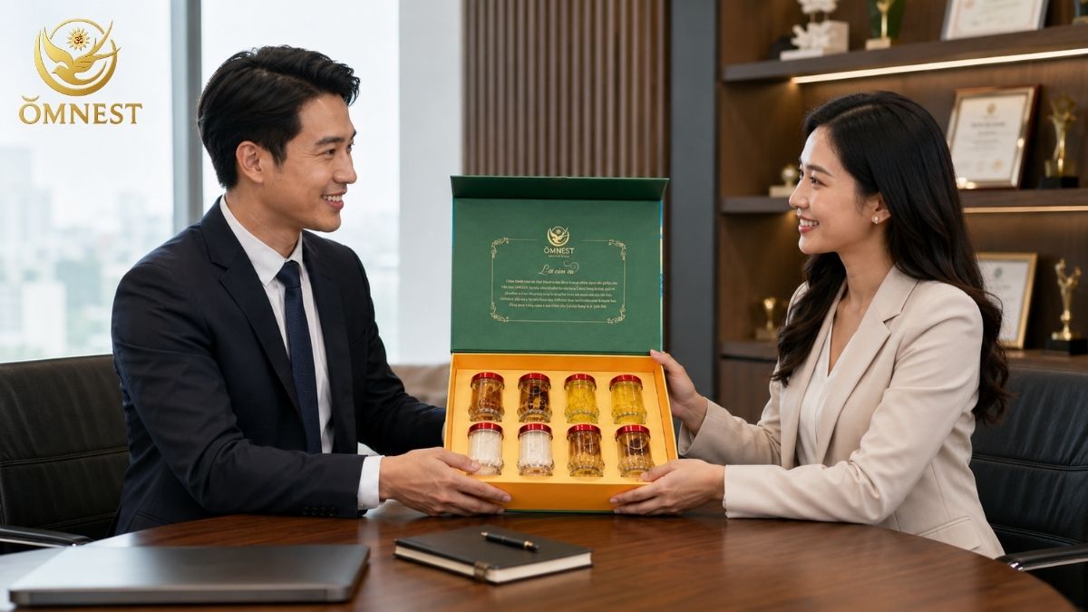 Set quà tặng doanh nghiệp bằng yến sào cao cấp OMNEST
